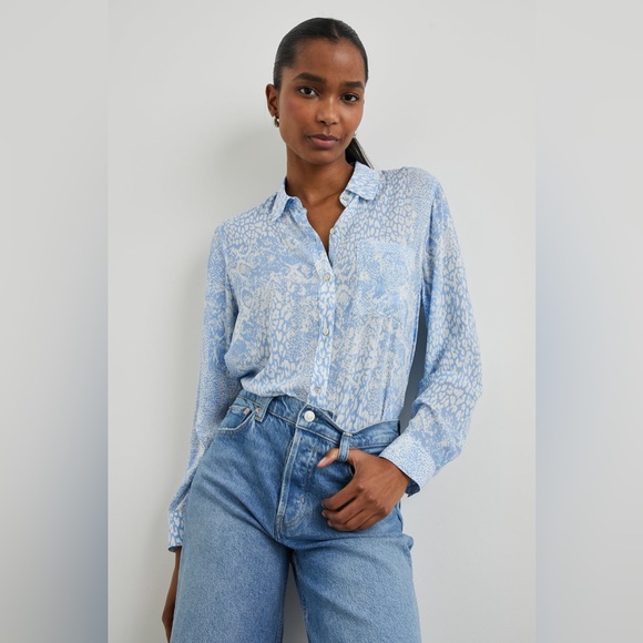 Rails Tops - NWT RAILS Josephine Shirt in Aqua Mixed Animals